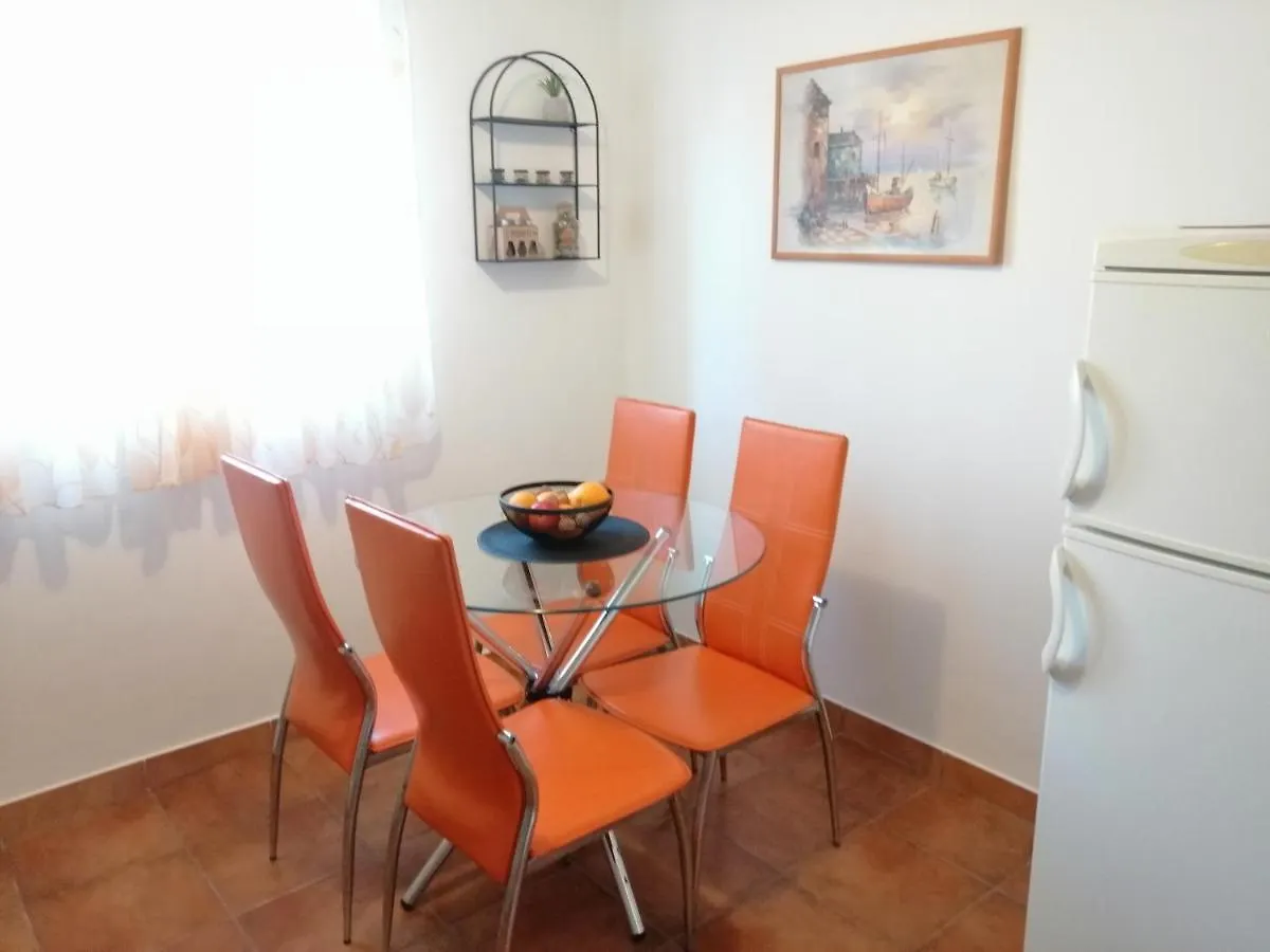 City Center Apartment Dora Pula 0*,